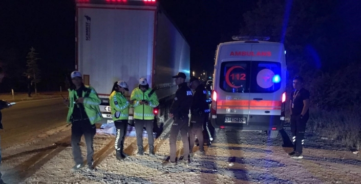 Konya’da feci kaza; TIRın çarptığı genç yaşamını yitirdi