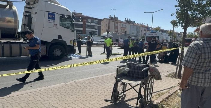 Konya’da yürek burkan kaza: Anne öldü, kızı hastanede