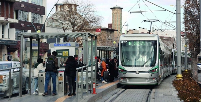 Konyalı öğrencilere ulaşım müjdesi: Bugün bedava!