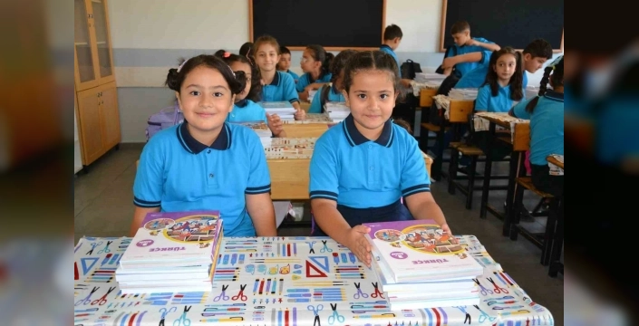 Manisa'da yeni eğitim öğretim yılı başladı