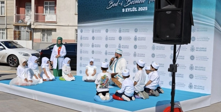 Osmanlı geleneğiyle okula başladılar