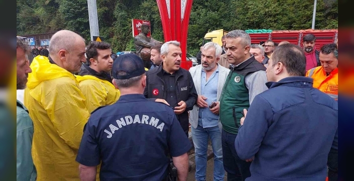Rize Valisi Baydaş: Rize'de 200 kilogram yağış oldu, can kaybı yok