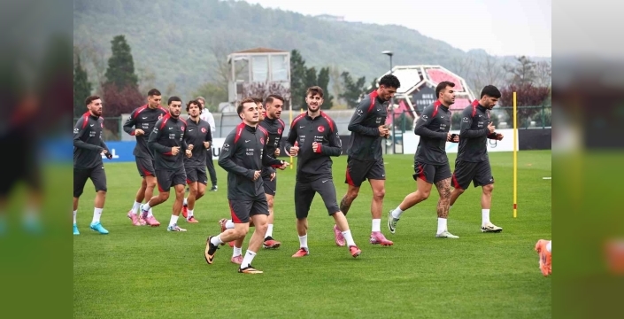 A Milli Futbol Takımı, Dünya Kupası Elemeleri İçin Hazırlıklarını Sürdürüyor