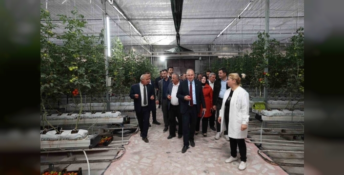 Aziziye belediyesi'nin yatırım ve hizmetleri yerinde incelendi