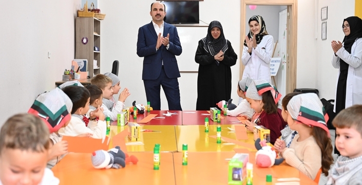 Başkan Altay: ''Küçük yüreklerin Filistin duyarlılığı bizi duygulandırdı''