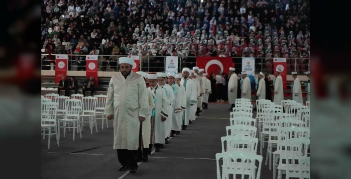 Erzincan'da 163 öğrenci hafızlık icazetlerini aldı