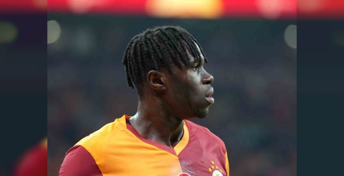 Galatasaraylı Wilfried Singo Beşiktaş derbisinde sakatlandı