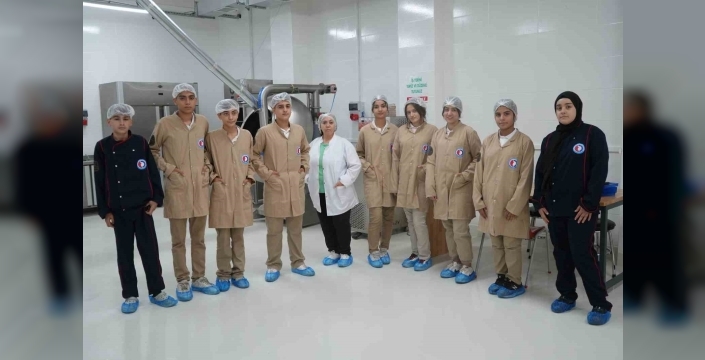 Gaziantep'te meslek lisesi: Çikolata üretiminden 3 milyon TL ciro