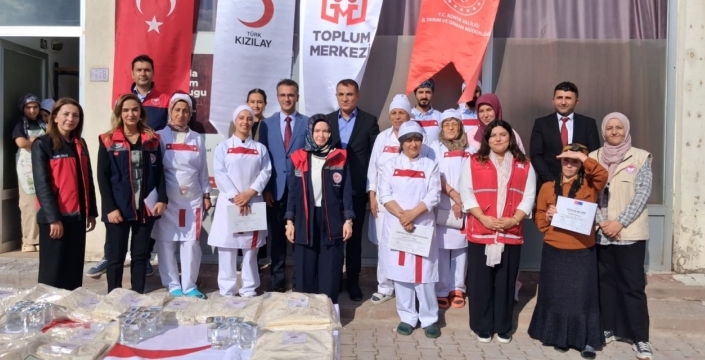 Kadınlar verilen destekle üretime katkı sağlıyor