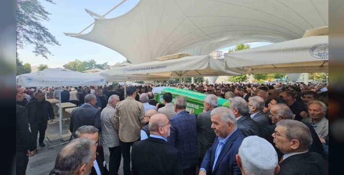 Prof. Dr. Şükrü Karatepe'nin eşi Gönül Karatepe son yolculuğuna uğurlandı