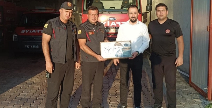 Sarayönü Derneği İtfaiye personellerini unutmadı