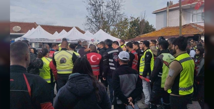 300 motosikletlinin duygusal konvoyu: Şehit aileisine taziye selamı