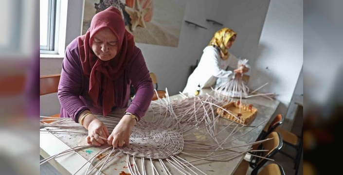 AtaSEM kapılarını açtı: İş fırsatları ve hobiler için 230 branşta ücretsiz eğitim başlıyor!