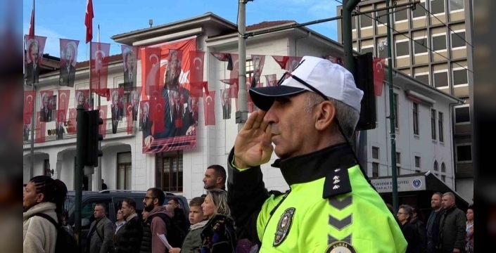 Bursa’da duygusal törenlerle Atatürk anıldı