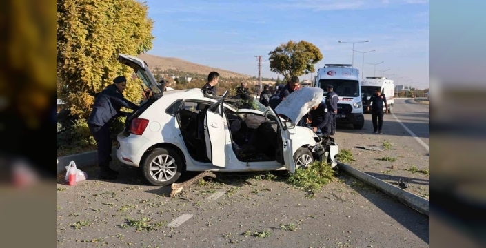 Elazığ'da feci kaza: 2'si ağır 6 yaralı