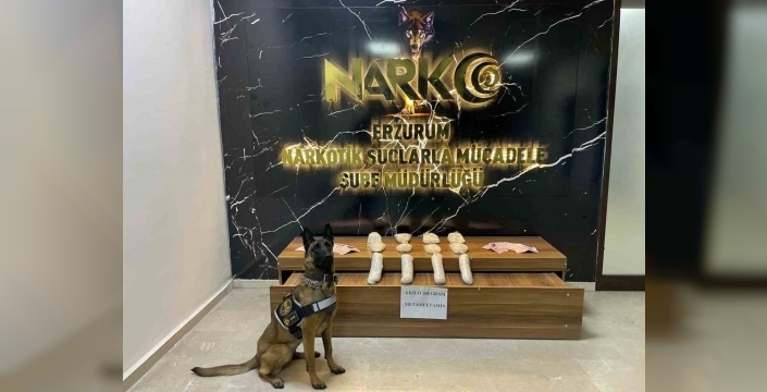 Erzurum'da uyuşturucu nefes kesti! 4 kilo metamfetamin ve büyük miktarda para yakalandı