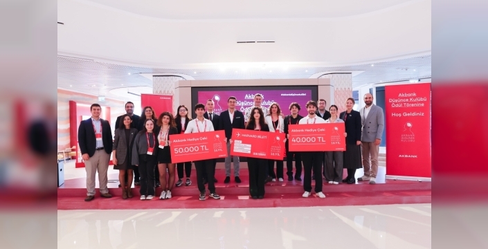 Genç fikirler Harvard yolunda: Akbank Düşünce Kulübü'nden büyük başarı!