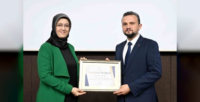 İlker Astarcı, Manisa'da gençlere yurt dışı fırsatlarını anlattı