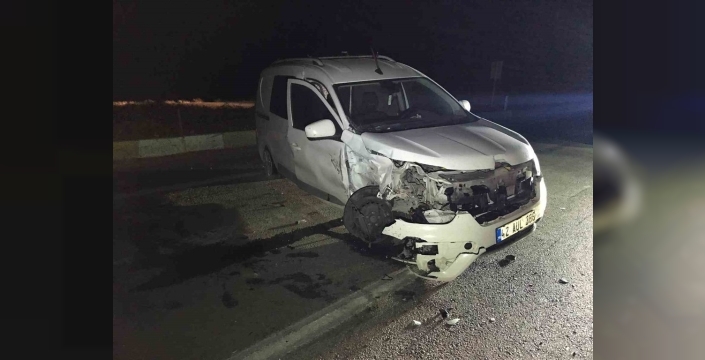 Konyada korkutan kaza: Üç araç çarpıştı, 6 kişi yaralandı!