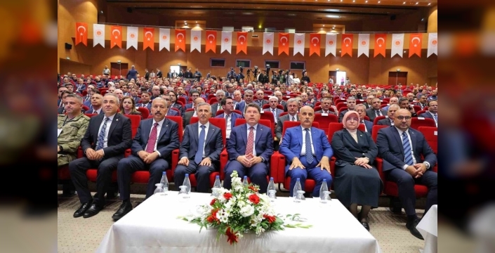 Yılmaz Tunçtan deprem sonrası davalarla ilgili kritik açıklama