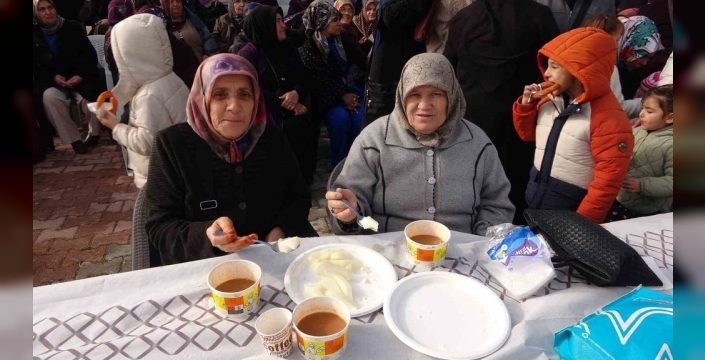 Yozgat'ta geleneklerin coşkusu: Burunören Köyü'nde muhteşem arabaşı şöleni!