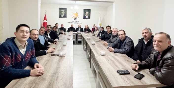 AK Parti Sarayönü’nde teşkilat çalışmaları değerlendirildi