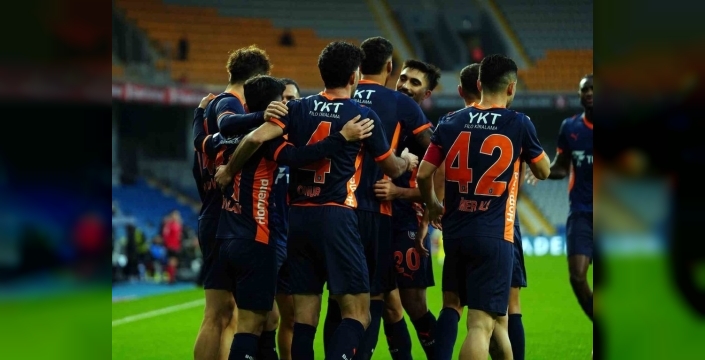 Başakşehir, Gaziantep FK'yı 5-1 yenerek sezonun en golcü performansını sergiledi