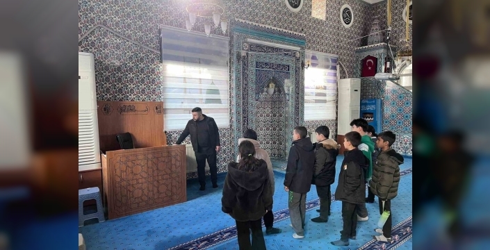 Emirdağlı minik yürekler camiyi keşfetti: Manevi bir yolculuk