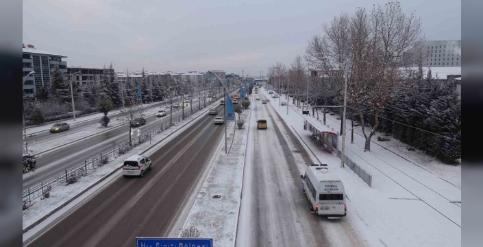 Malatya'da kar fırtınası eğitimi durdurdu: 31 Aralık'ta okullar tatil
