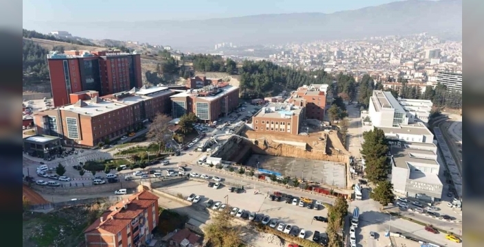 TOGÜ'de yılların park sorununa kalıcı çözüm: 4 katlı, 500 araçlık otoparkın temeli atıldı!