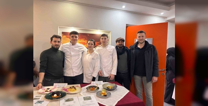 Düzce'li gençlerden gastronomi yarışmasında gümüş madalya başarısı
