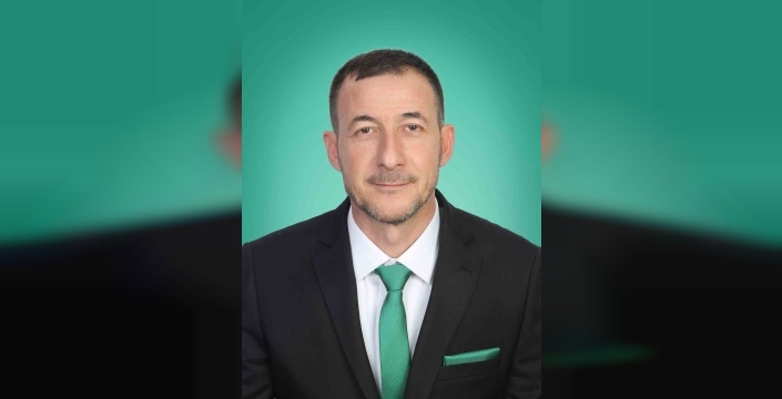 İzmit'te saksı alımı tartışmaları alevlendi