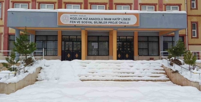Kozluk'ta hava muhalefeti okulları vurdu: 1 gün tatil!