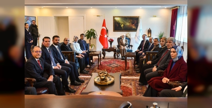 Aile ve Sosyal Hizmetler Bakanı Göktaş, Van’da çeşitli etkinliklere katıldı