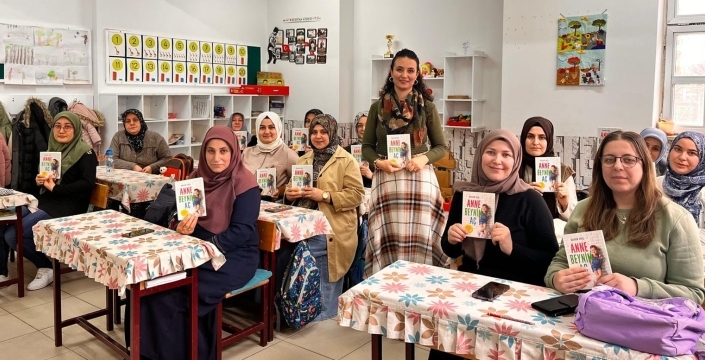 Ilgın'da anneler okulda buluştu