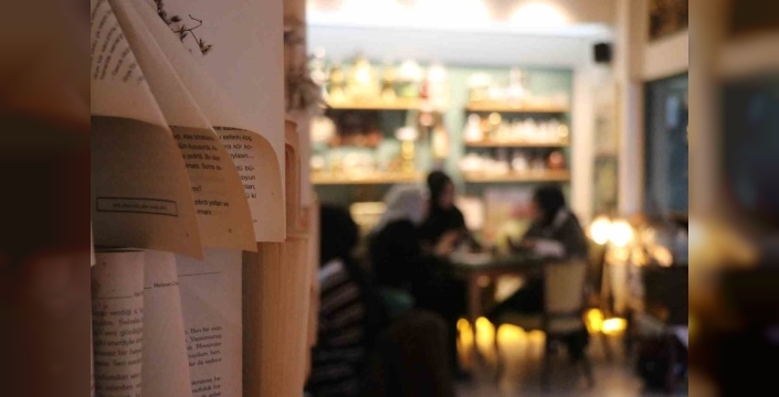 Sakarya'da antika kafe: Kapıdan giren geçmişe yolculuk yapıyor