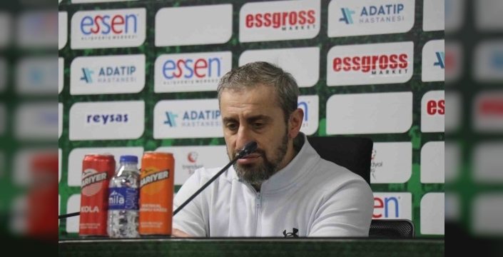 Sakaryaspor - Erzurumspor FK maçında teknik direktörlerden dikkat çeken değerlendirmeler
