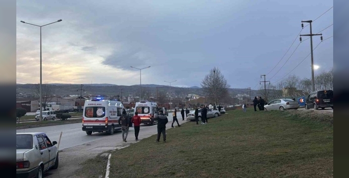 Tokat'ta trafik kazası: 2 yaralı, o anlar kamerada!