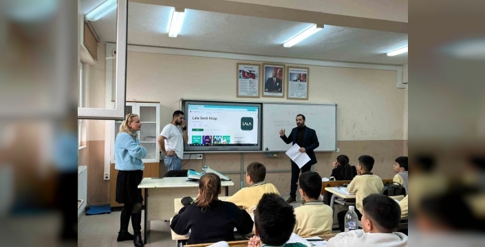 TÜGVA'dan ortaokul öğrencilerine ödüllü 'Kitap Kurdu' yarışması