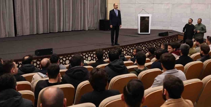 Başkan Altay belediye birimlerini ziyaret ederek personelle buluştu