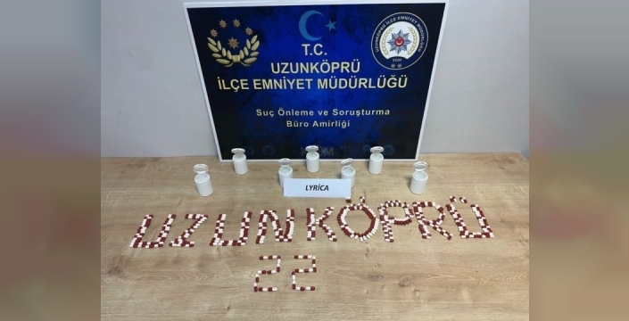 Edirne'de 339 uyuşturucu hap ele geçirildi