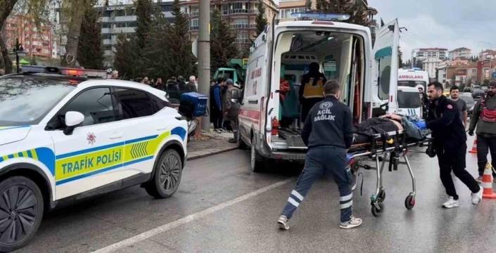 Edirne'de motosiklet kazası: 2 yaralı hastaneye kaldırıldı