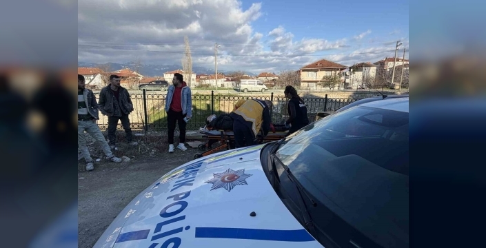 Erbaa'da trafik kazası: Motosiklet ve otomobil çarpıştı, 2 kişi yaralandı