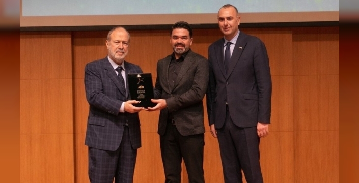 Erdemlili iş insanı Murat Topal'a ihracattaki başarısı ödülle taçlandı