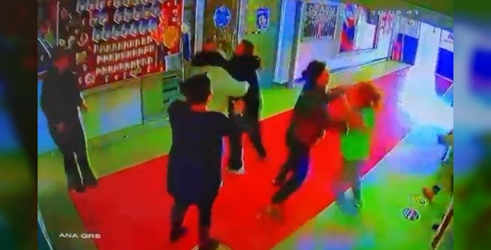 Esenyurt'ta veliye okulda saldırı şok etti