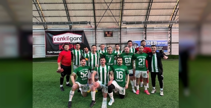 Kars Emniyet futbol takımı şampiyonluk sevinci yaşıyor