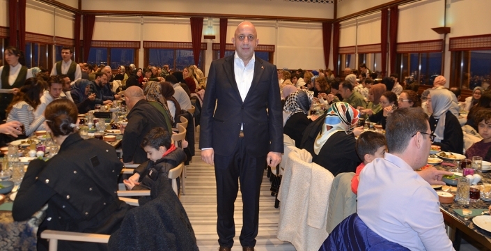Konya’da anlamlı buluşma: Mekpan Panel öğretmenleri iftarda ağırladı