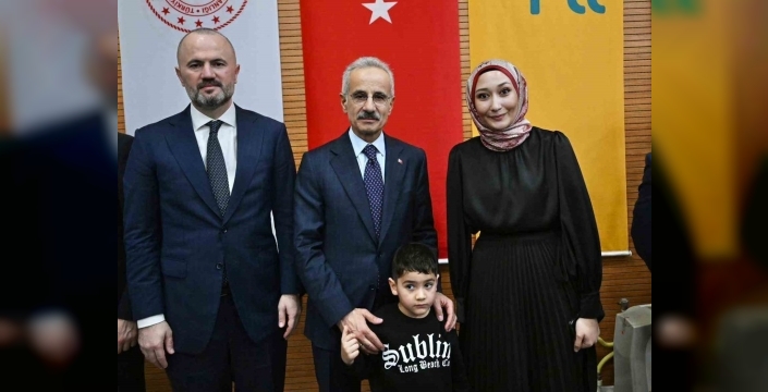 PTT'den rekor: Günlük kargo kabulü 1 milyonu aştı, lojistik ağımız güçleniyor!