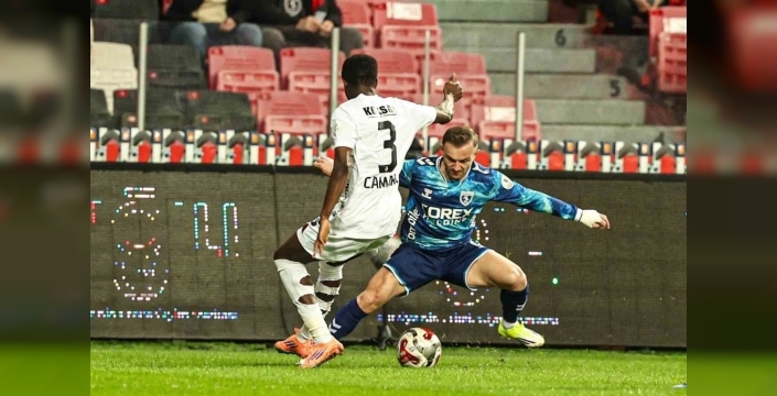 Samsunspor ve Gaziantep FK golsüz berabere kalarak puanları paylaştı