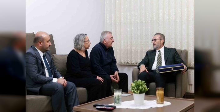 Şehit ailesini unutmadılar: Mahir Ünal'dan anlamlı ziyaret